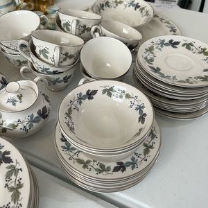 ROYAL DAULTON VINTAGE CHINA SET